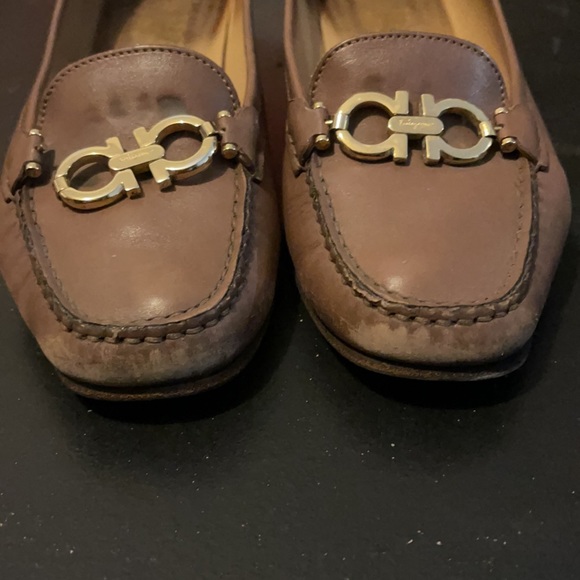 Ferragamo shoes - Picture 2 of 5